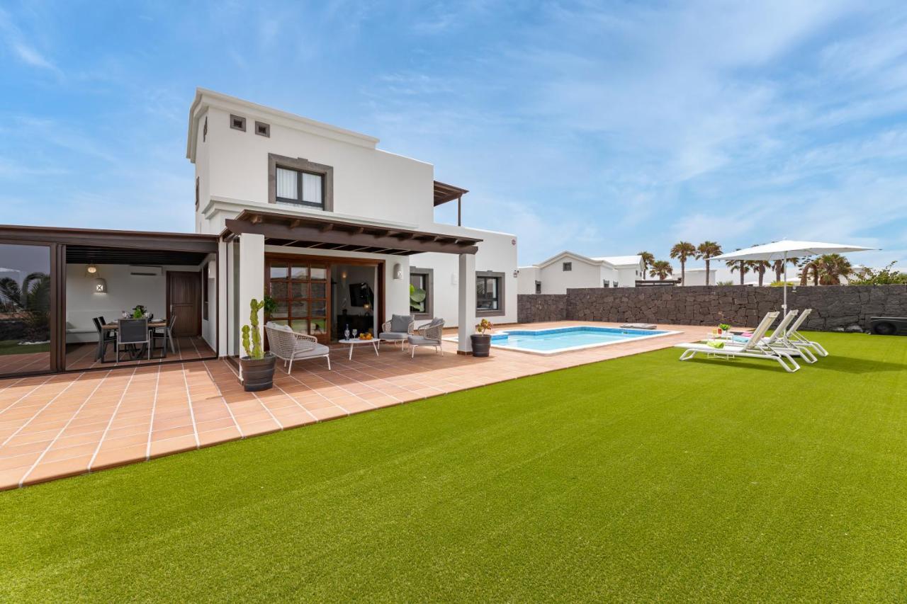 Lanzarote Villa Zafiro Game Room 16 Playa Blanca  Exteriér fotografie